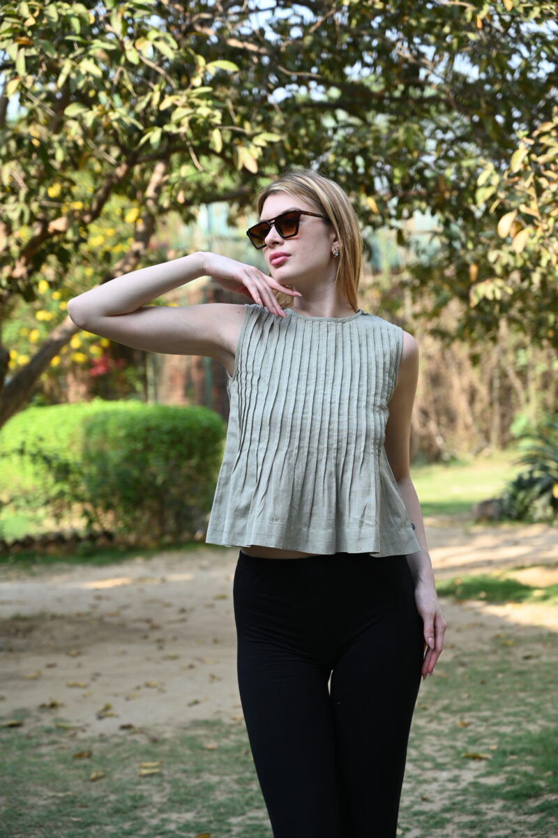 Bold Olive Green – Sleeveless Fit