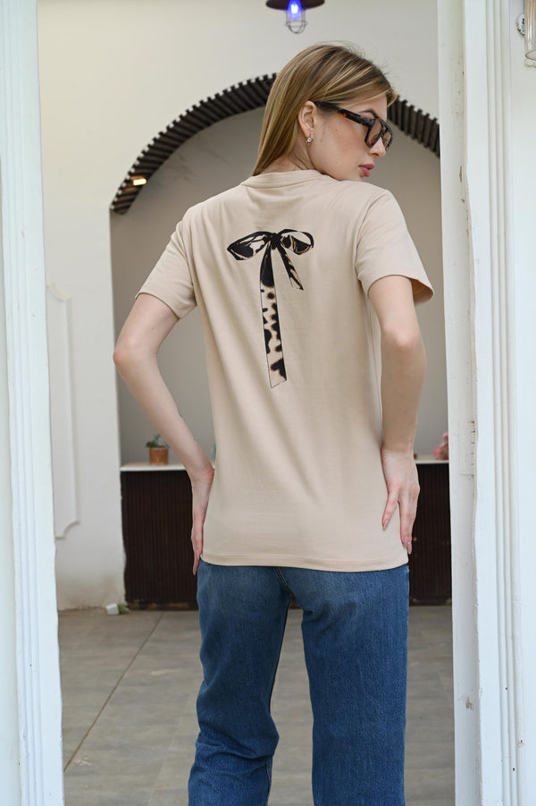 Light Brown T-Shirt – Stylish Back Ribbon Design