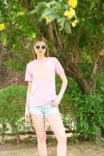 Light pink women’s top with “Bella, Bella, Bella” slogan print – round neck casual wear